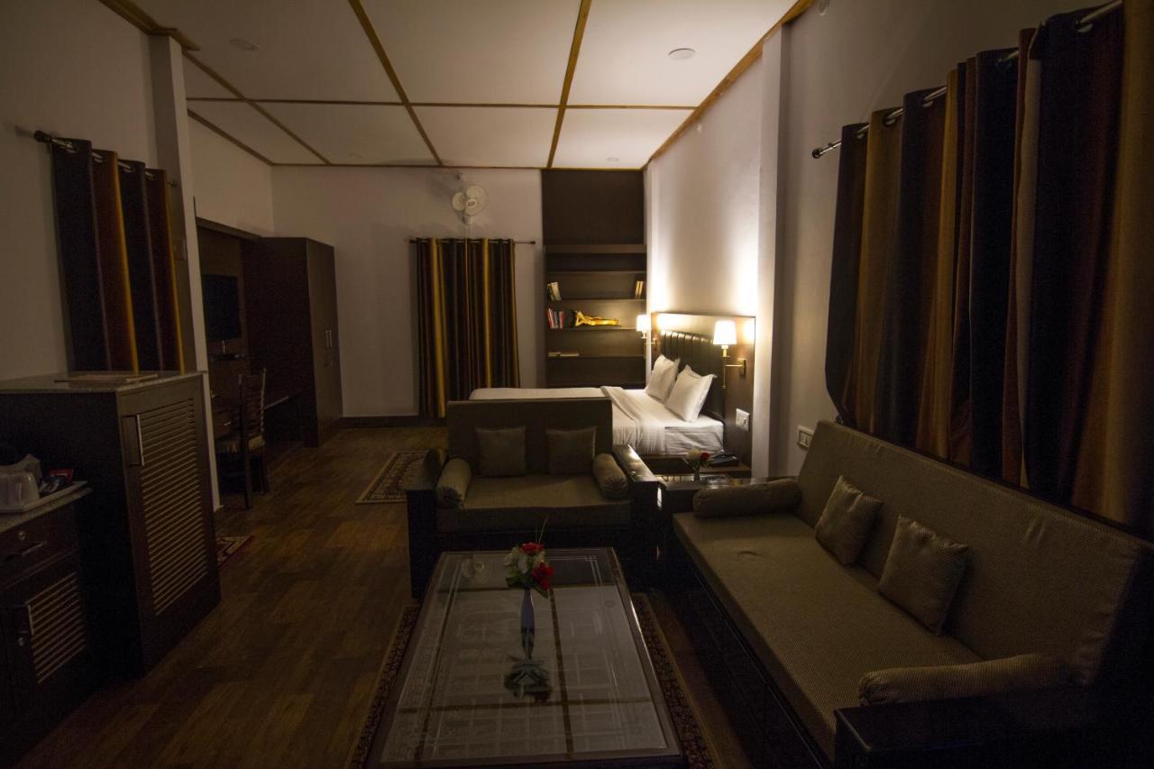 Samskara & Samsara Hotel Lansdowne Eksteriør billede